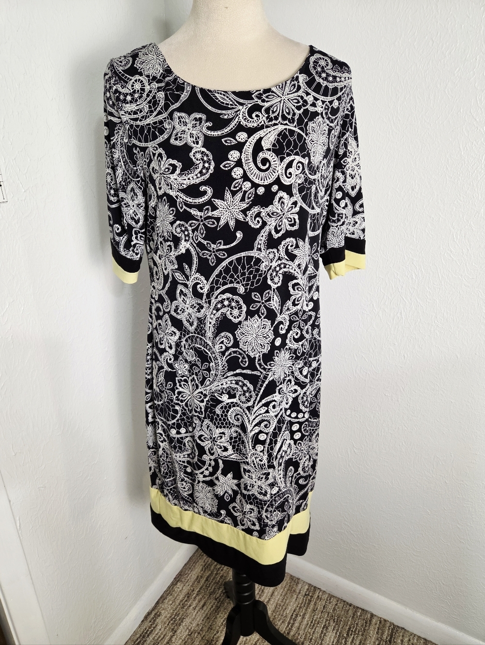 Madison Leigh Black & White Paisley Dress with Pale Yellow Trim, Size 12